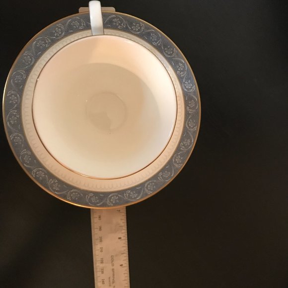 *Discontinued* Mikasa Chaucer Dinnerware Bone China 60pc - Blue White Gold - Picture 10 of 13